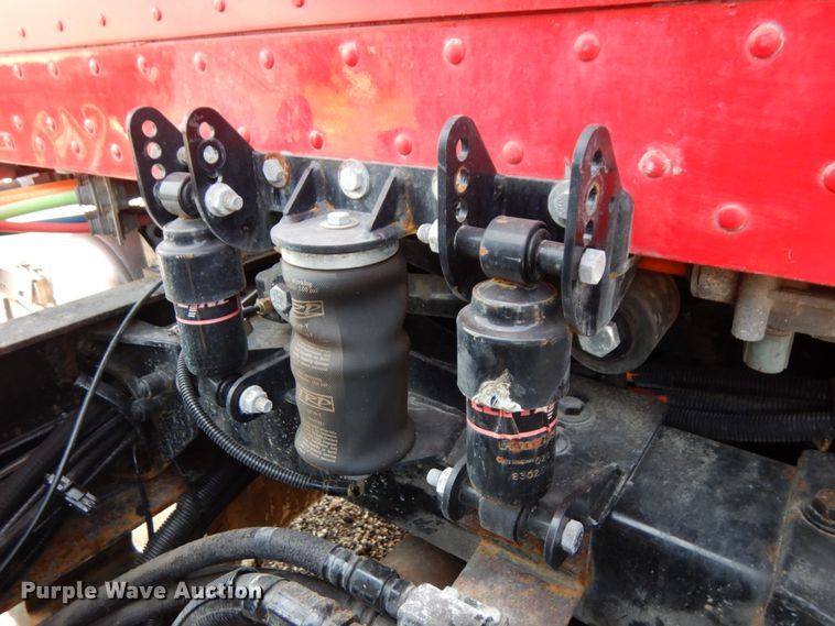 image for item DL5495 2008 Peterbilt 386  semi truck