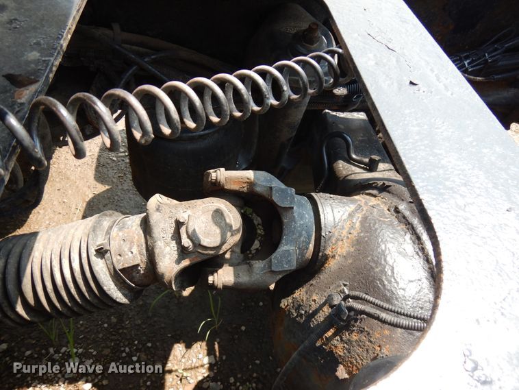 image for item DL5495 2008 Peterbilt 386  semi truck