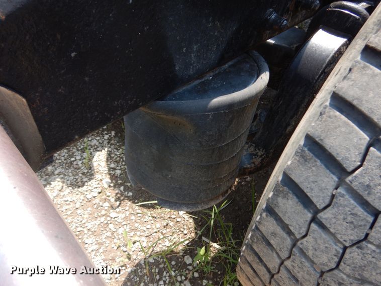 image for item DL5495 2008 Peterbilt 386  semi truck