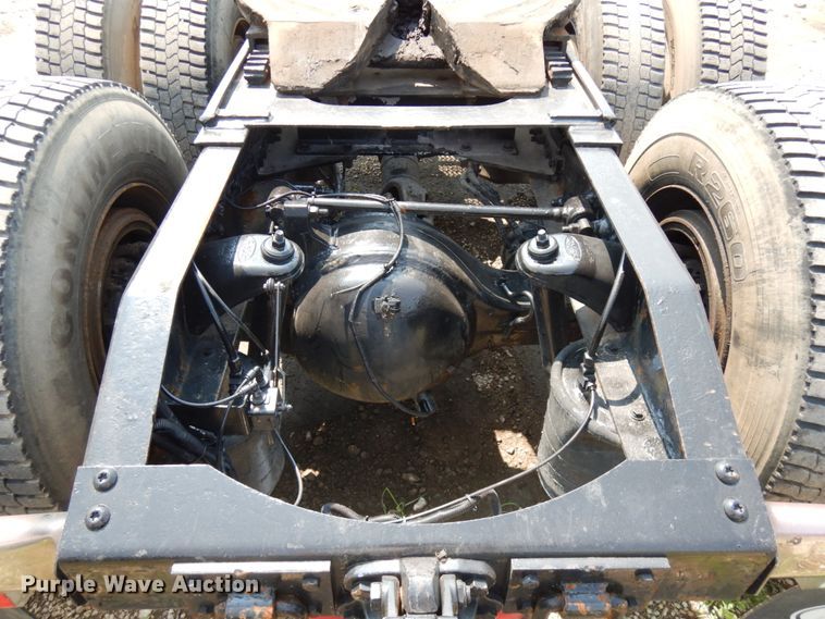 image for item DL5495 2008 Peterbilt 386  semi truck