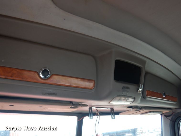 image for item DL5495 2008 Peterbilt 386  semi truck