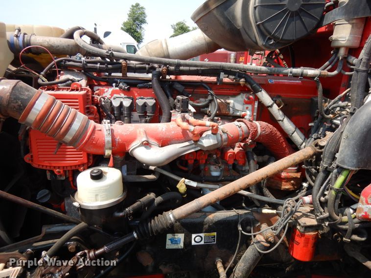 image for item DL5495 2008 Peterbilt 386  semi truck