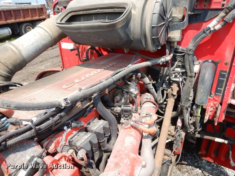 image for item DL5495 2008 Peterbilt 386  semi truck