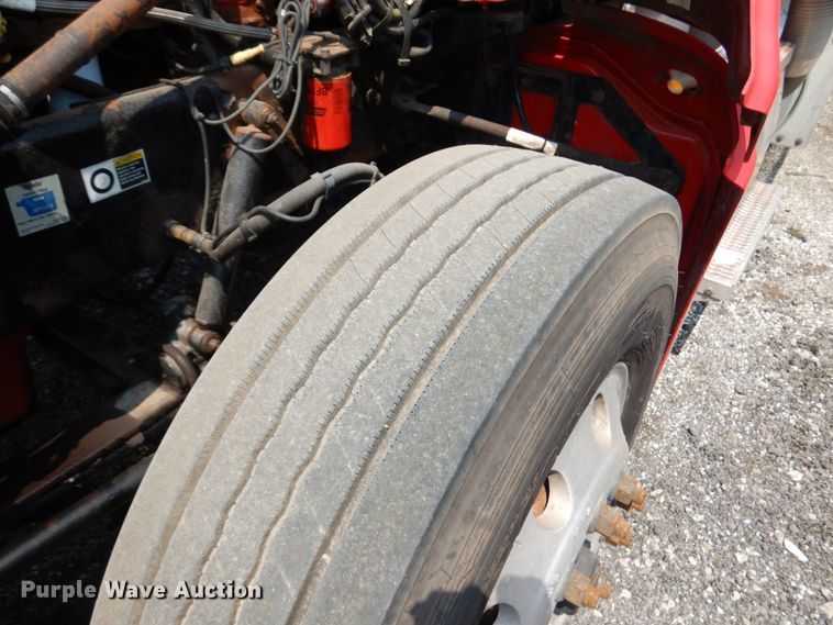 image for item DL5495 2008 Peterbilt 386  semi truck