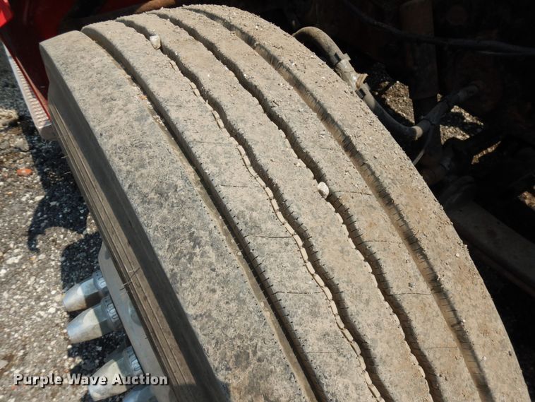 image for item DL5495 2008 Peterbilt 386  semi truck