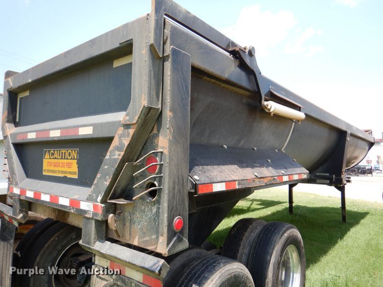 image for item DM3880 2016 Manac 4H232A000  end dump trailer