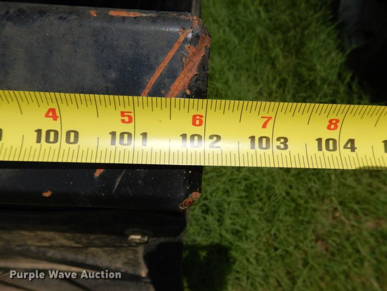 image for item DM3880 2016 Manac 4H232A000  end dump trailer