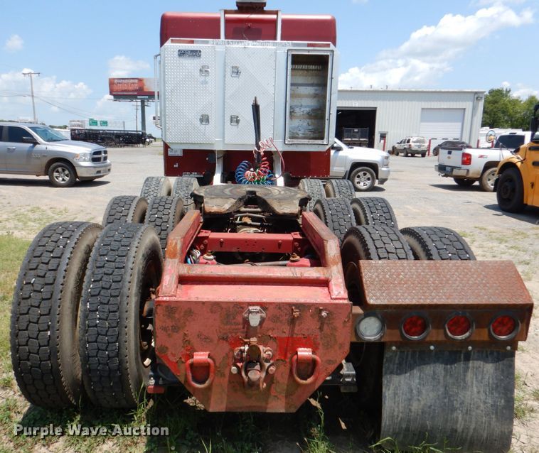 image for item DM3881 2003 Peterbilt 379  semi truck