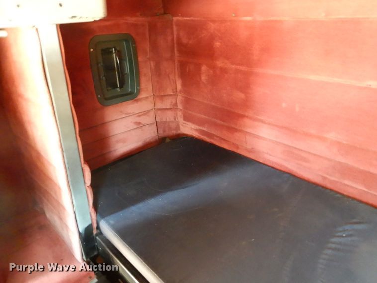 image for item DM3881 2003 Peterbilt 379  semi truck