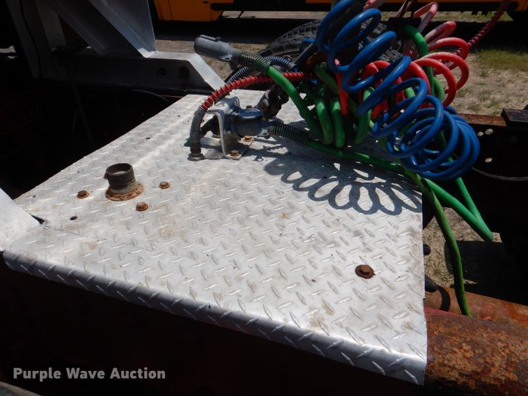 image for item DM3881 2003 Peterbilt 379  semi truck