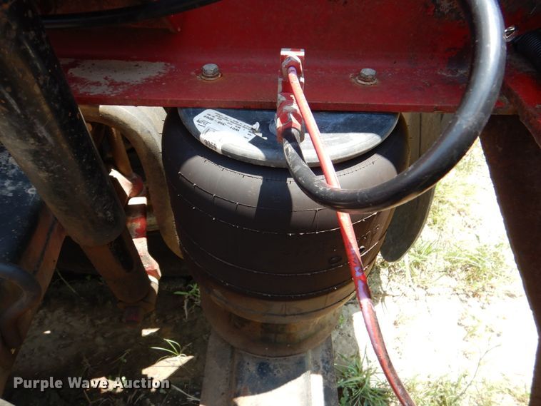 image for item DM3881 2003 Peterbilt 379  semi truck