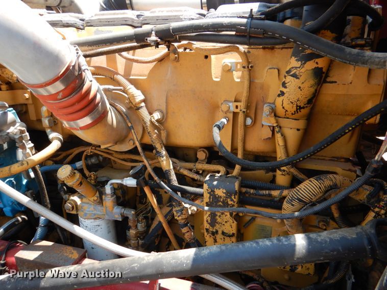 image for item DM3881 2003 Peterbilt 379  semi truck