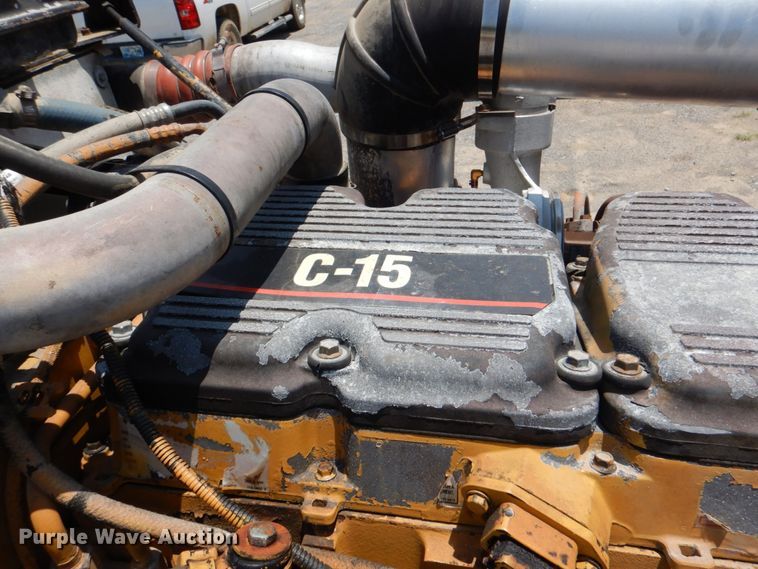 image for item DM3881 2003 Peterbilt 379  semi truck