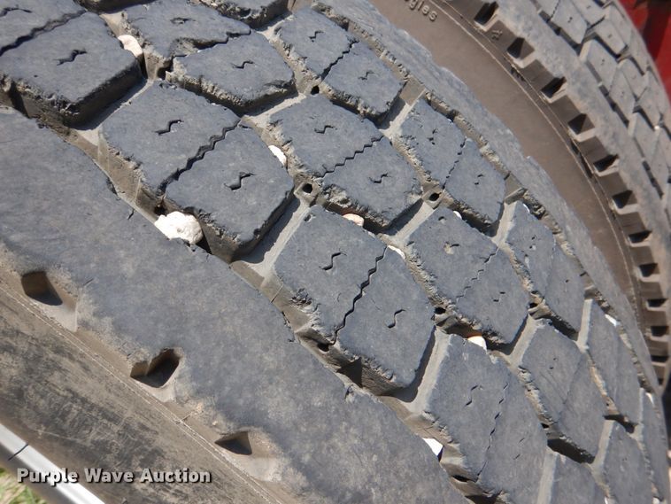 image for item DM3881 2003 Peterbilt 379  semi truck