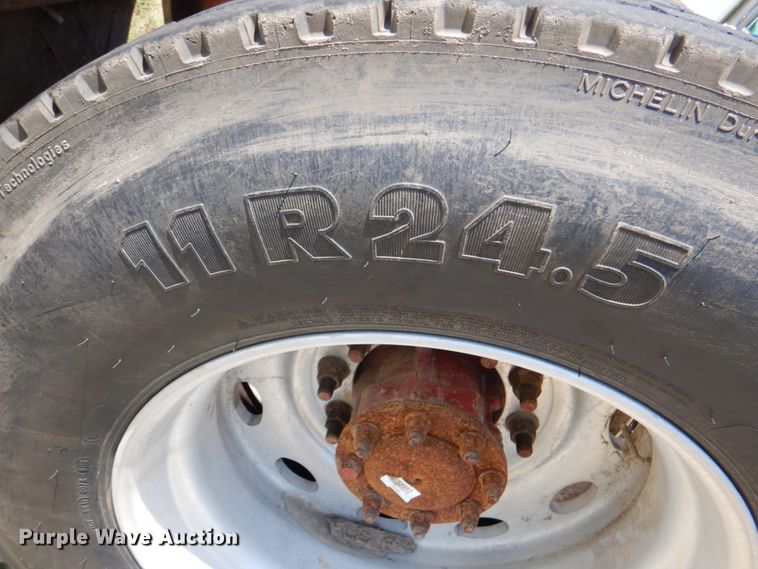 image for item DM3881 2003 Peterbilt 379  semi truck