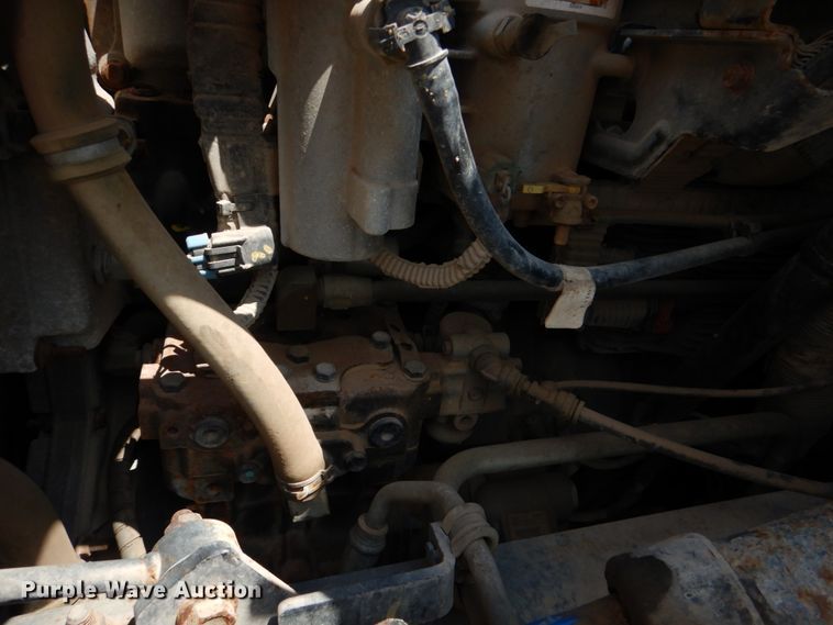 image for item DM3885 2012 International DuraStar 4300  truck cab and chassis