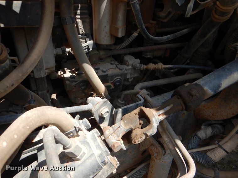 image for item DM3886 2011 International DuraStar 4300  truck cab and chassis