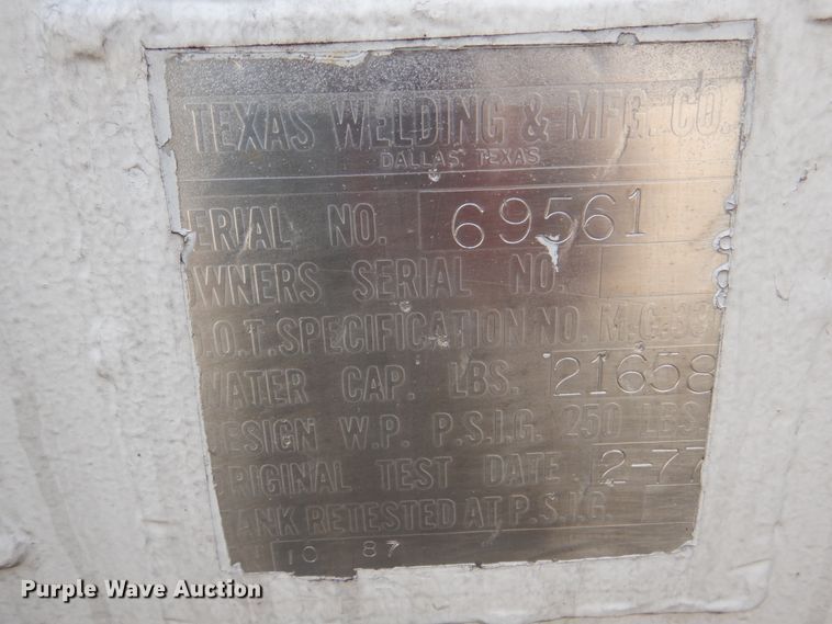 image for item DM6326 1996 Chevrolet Kodiak  propane truck