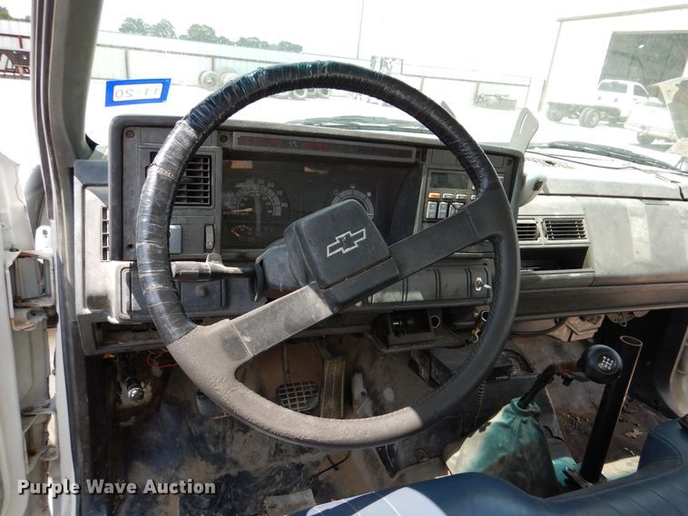 image for item DM6326 1996 Chevrolet Kodiak  propane truck