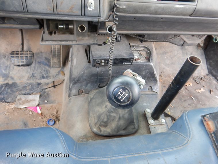 image for item DM6326 1996 Chevrolet Kodiak  propane truck