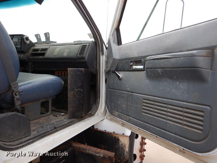 image for item DM6326 1996 Chevrolet Kodiak  propane truck