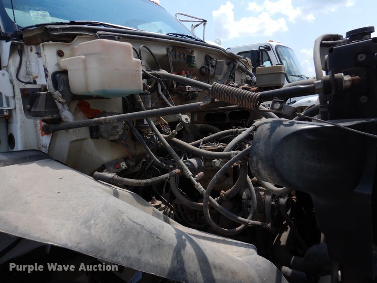 image for item DM6326 1996 Chevrolet Kodiak  propane truck