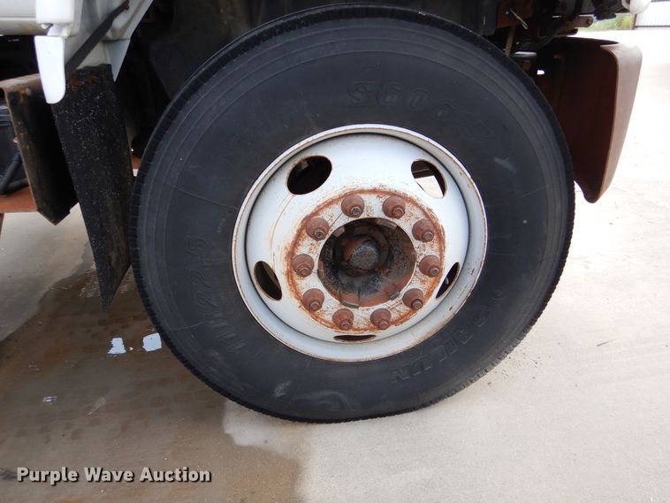 image for item DM6326 1996 Chevrolet Kodiak  propane truck