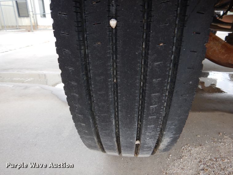 image for item DM6326 1996 Chevrolet Kodiak  propane truck