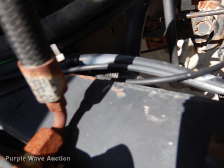 image for item DM6327 2000 Chevrolet C7500  propane truck