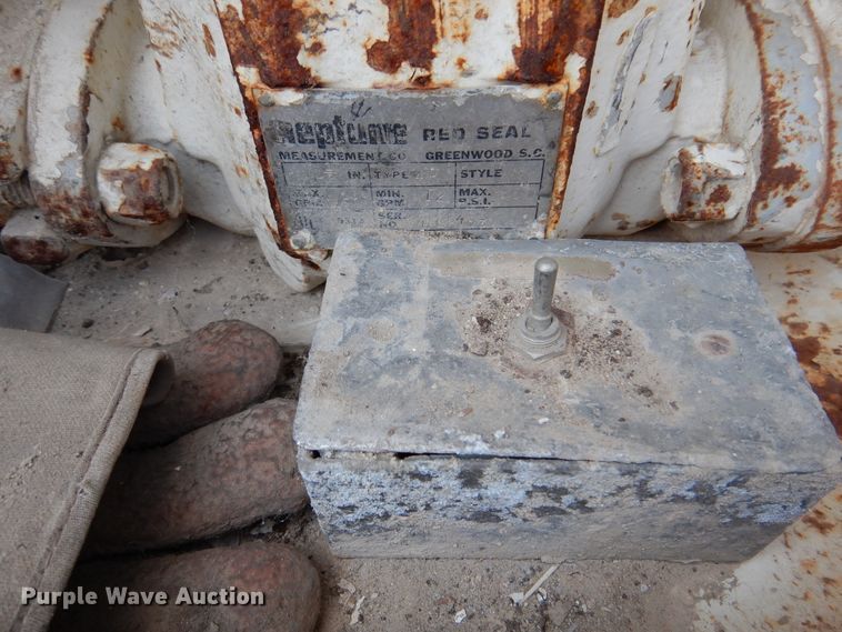 image for item DM6327 2000 Chevrolet C7500  propane truck