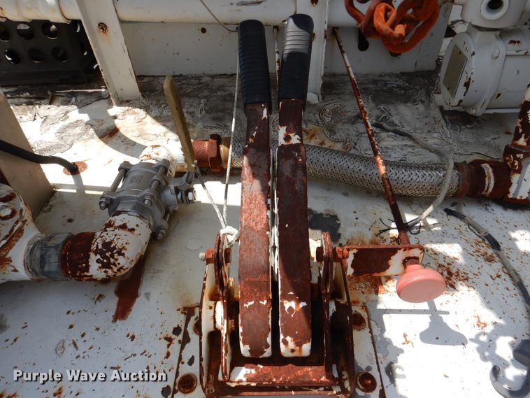 image for item DM6327 2000 Chevrolet C7500  propane truck