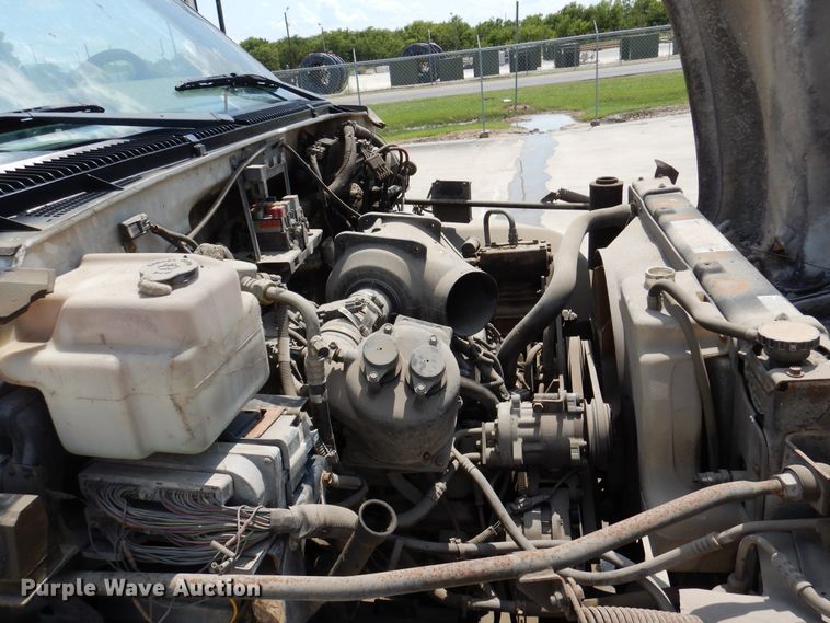 image for item DM6327 2000 Chevrolet C7500  propane truck