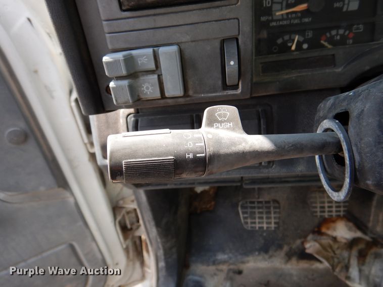 image for item DM6327 2000 Chevrolet C7500  propane truck