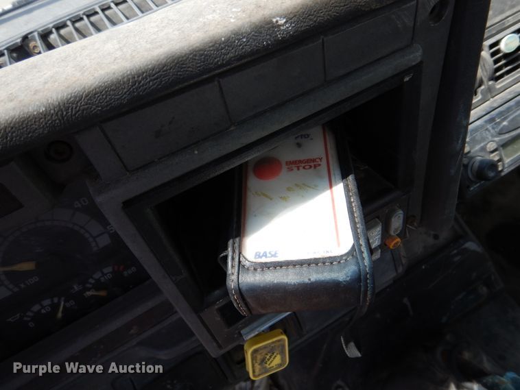 image for item DM6327 2000 Chevrolet C7500  propane truck