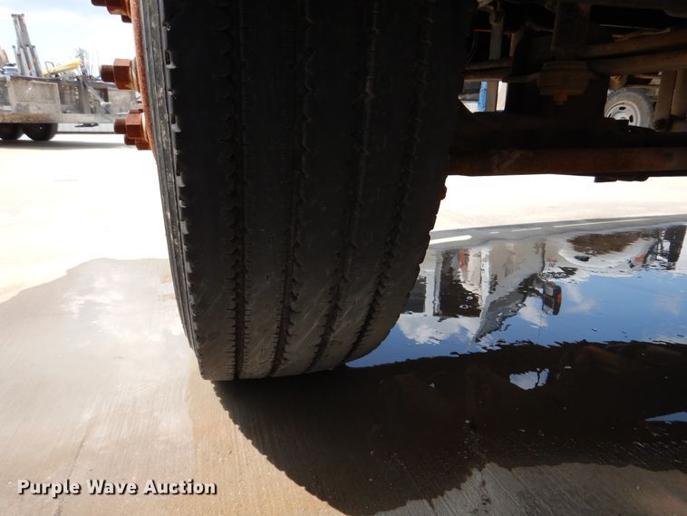 image for item DM6327 2000 Chevrolet C7500  propane truck