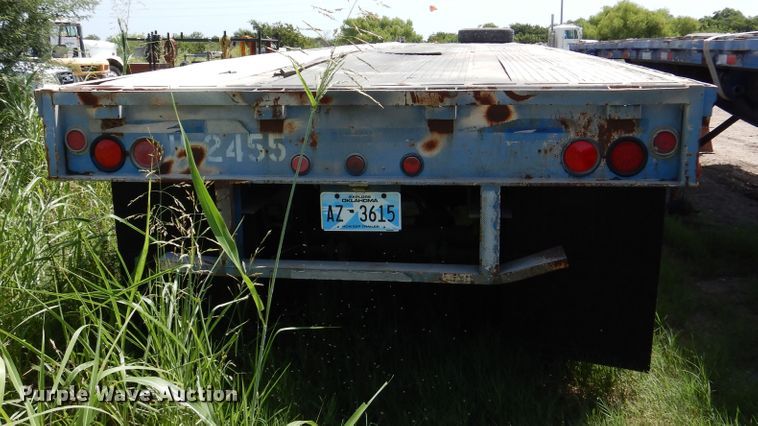 image for item DM6329 1991 Lufkin  flatbed trailer