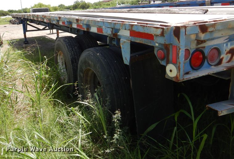 image for item DM6329 1991 Lufkin  flatbed trailer