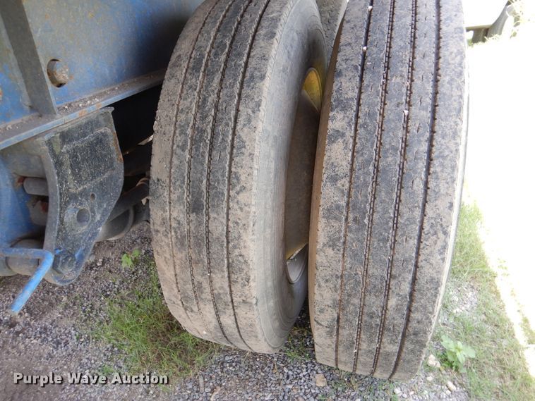 image for item DM6329 1991 Lufkin  flatbed trailer