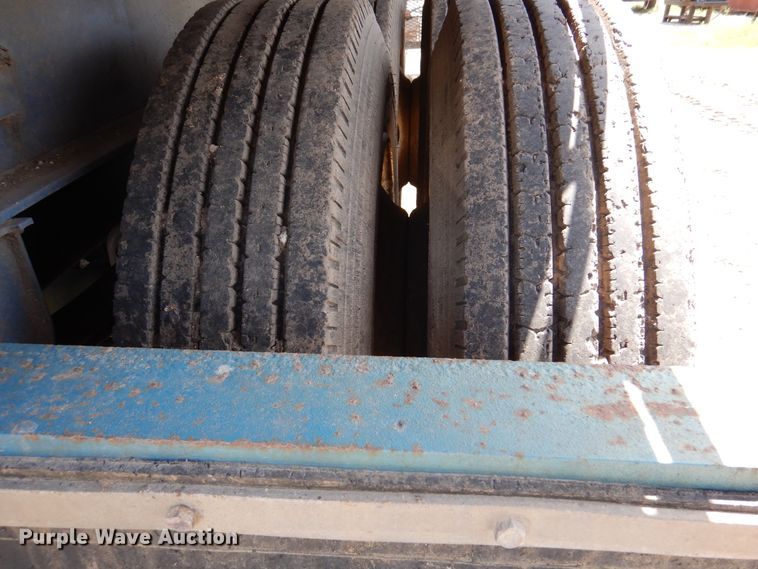 image for item DM6329 1991 Lufkin  flatbed trailer