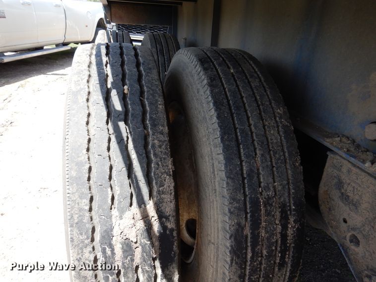 image for item DM6329 1991 Lufkin  flatbed trailer