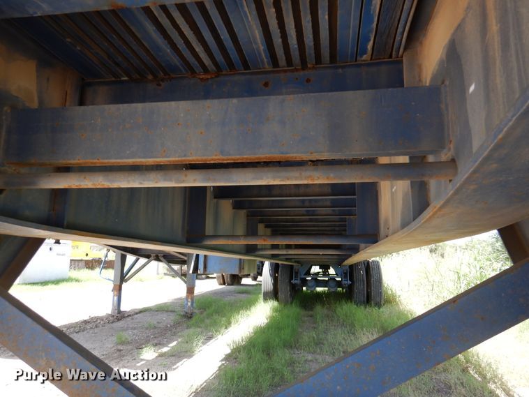 image for item DM6329 1991 Lufkin  flatbed trailer