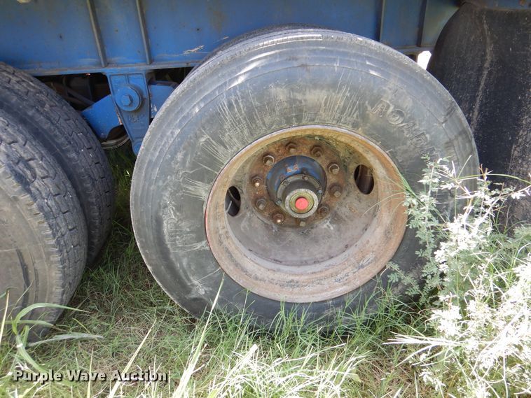 image for item DM6329 1991 Lufkin  flatbed trailer