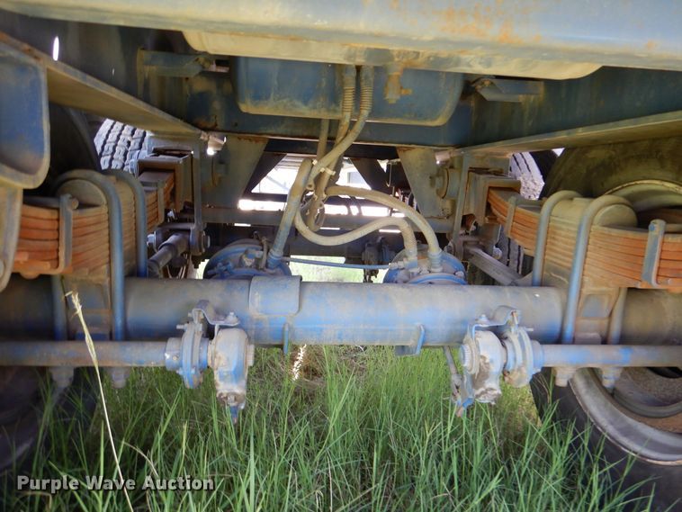 image for item DM6329 1991 Lufkin  flatbed trailer