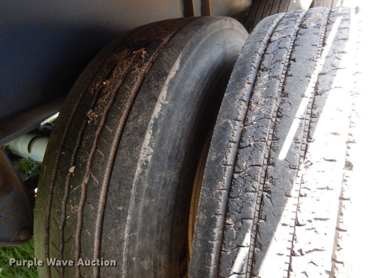 image for item DM6329 1991 Lufkin  flatbed trailer