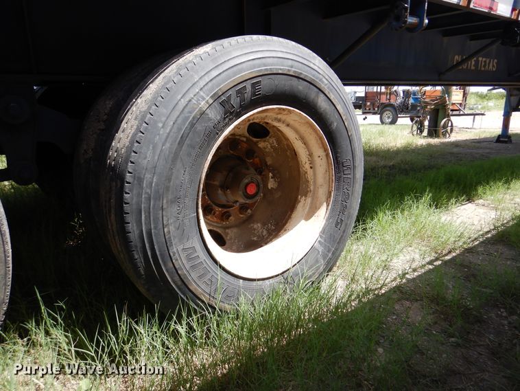 image for item DM6329 1991 Lufkin  flatbed trailer