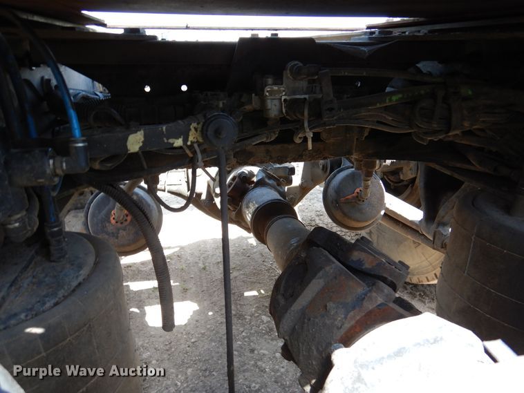 image for item DM6330 2008 Freightliner Classic 120  semi truck