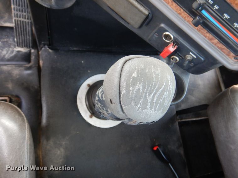 image for item DM6330 2008 Freightliner Classic 120  semi truck