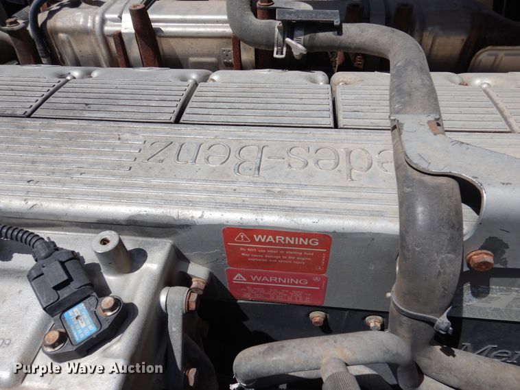 image for item DM6330 2008 Freightliner Classic 120  semi truck