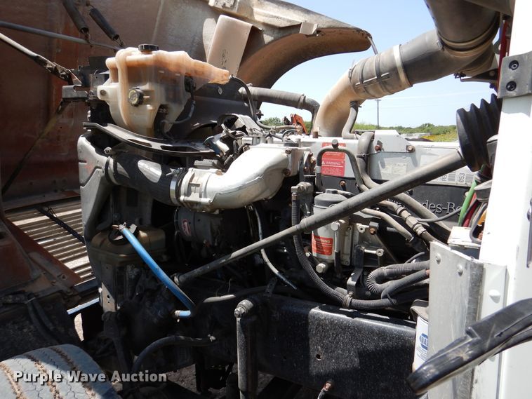 image for item DM6330 2008 Freightliner Classic 120  semi truck