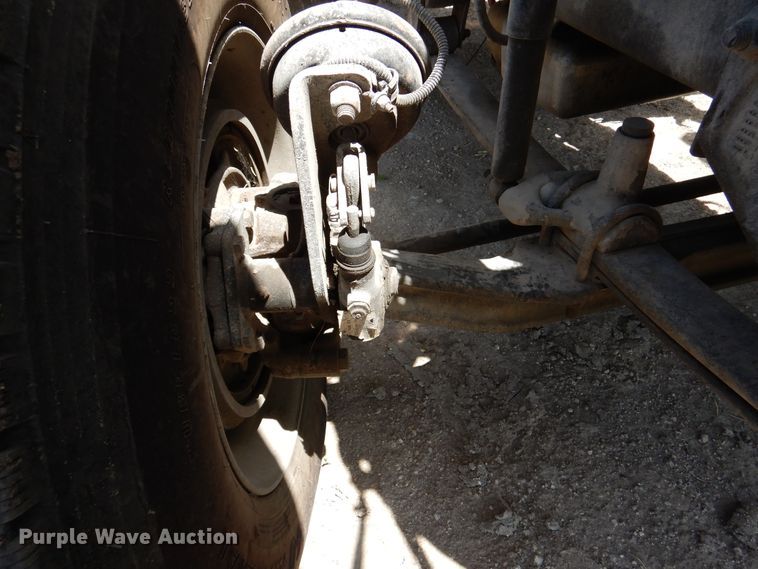 image for item DM6330 2008 Freightliner Classic 120  semi truck